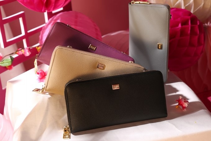 SHU จัดคอลเลคชั่นใหม่ "สีกระเป๋ามงคล" สุดเฮง เลือกสีตามวันเกิด ใช้ก่อนรวยก่อน