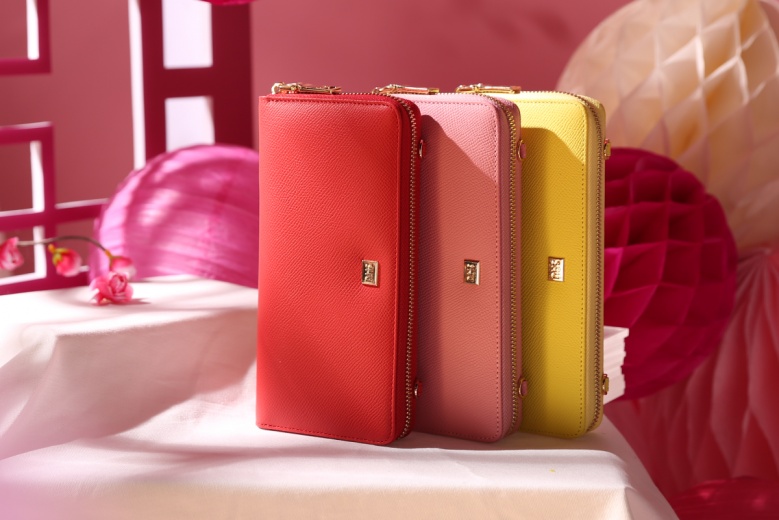 SHU จัดคอลเลคชั่นใหม่ "สีกระเป๋ามงคล" สุดเฮง เลือกสีตามวันเกิด ใช้ก่อนรวยก่อน