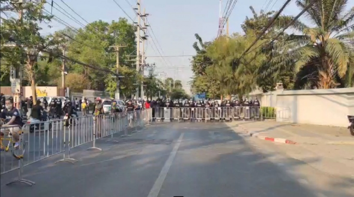 นครบาล ขีดเส้น 4 ทุ่มชุมนุมหน้ารัฐสภา