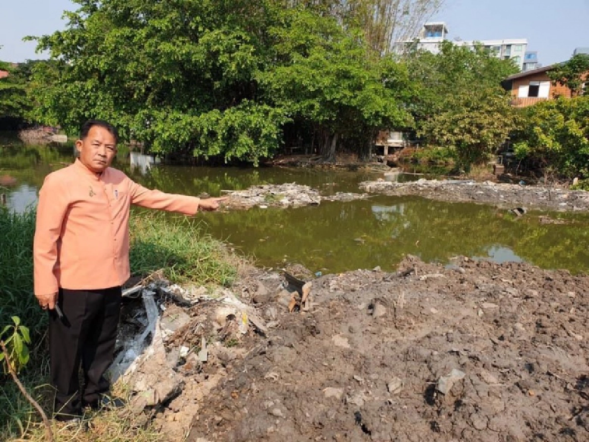 "ศรีสุวรรณ" นำชุมชนวัดรังสิตแจ้งความเอาผิดผู้ที่ถมดินรุกล้ำคลองเปรมประชากร