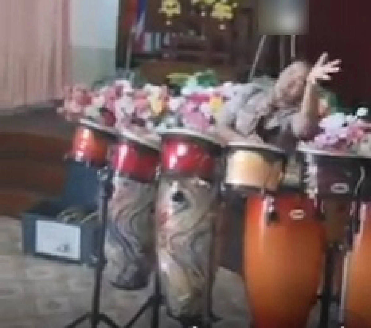 คลิป"ครูลูกเสือสายโจ๊ะ" โชว์ตีกลองค่ายลูกเสือลีลาสุดเด็ด บอกเลยใครได้ฟังต้องลุกขึ้นเต้นตามแน่ๆ 