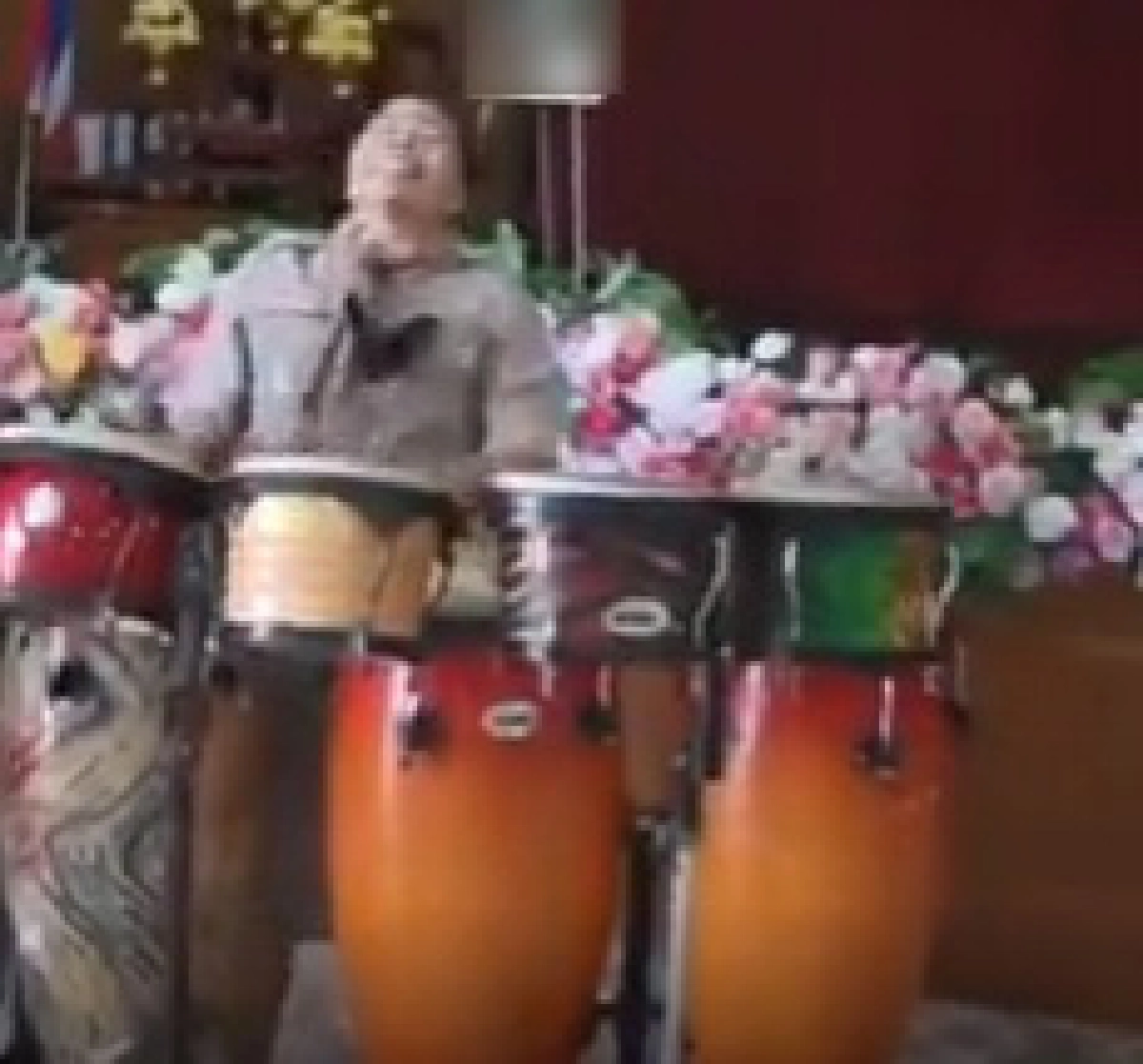 คลิป"ครูลูกเสือสายโจ๊ะ" โชว์ตีกลองค่ายลูกเสือลีลาสุดเด็ด บอกเลยใครได้ฟังต้องลุกขึ้นเต้นตามแน่ๆ 