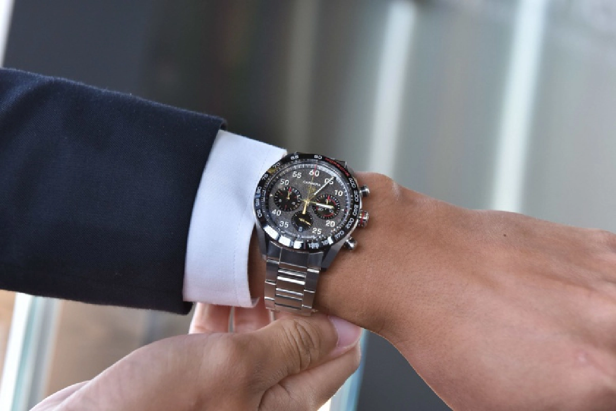 บอสหญิงแปซิฟิกา นำทีม 2 แบรนด์ยักษ์ใหญ่ระดับโลก TAG Heuer ร่วมกับ Porsche สร้างประวัติศาสตร์ครั้งใหม่ รังสรรค์นาฬิกาหรู