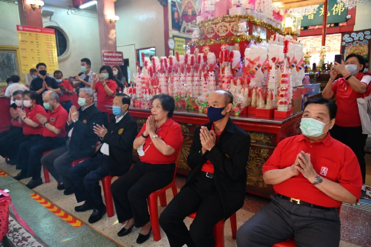 "มูลนิธิป่อเต็กตึ๊ง" จัดพิธีจุดเทียนเปิดงานเทศกาลง่วนเซียว