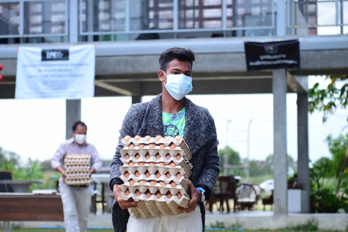 'CPF' ผนึกพลัง 'มูลนิธิ LPN' ส่งมอบน้ำใจช่วยพี่น้องแรงงานต่างชาติ ฝ่าวิกฤติโควิดต่อเนื่อง 