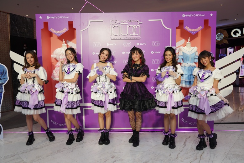 เก้า จิรายุ, พลอย พลอยไพลิน, เดอะ เดบิวต์ อวสานไอดอล