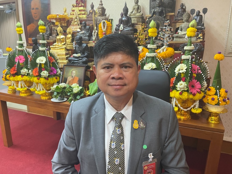 แรมโบ้อีสาน เปลี่ยนชื่อใหม่แล้ว บอก ต่อไปต้องเรียก "ดร.เสกสกล"