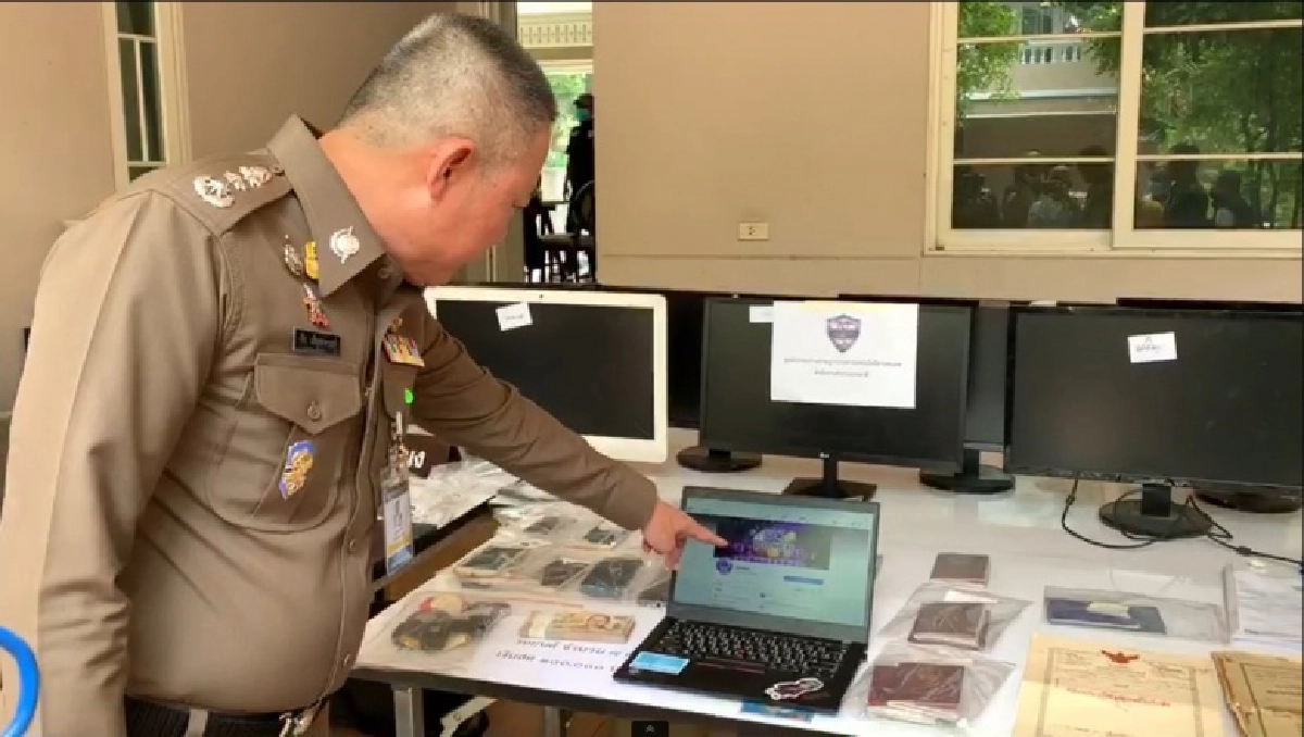 จับแก๊งมังกรลอบเปิด 'DDPoker' ซุกบ้านหรูปุณณวิถี เงินสะพัดกว่า 70 ล้าน