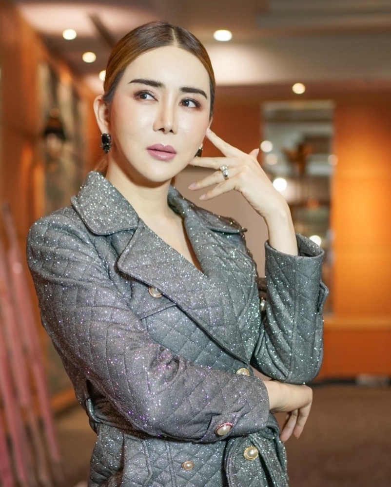 แม่ไวเวอร์ "แอน จักรพงษ์" เปิดตัวผลิตภัณฑ์ "กัญชงแท้" สุดว้าวก่อนใคร