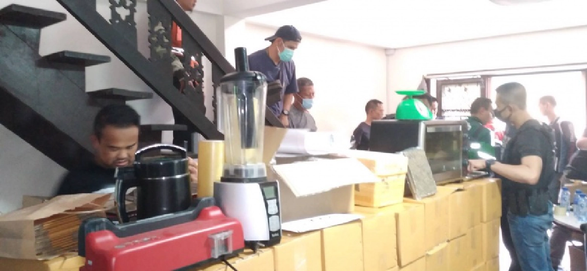 กลุ่มนักบินเพชรบูรณ์ ร่วมขนถ่ายยาบ้า 5 ล้านเม็ด จากชายแดนอีสานเข้าหล่มเก่า