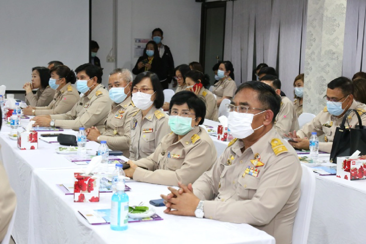 "สุชาติ"รมว.แรงงาน ลงพื้นที่ตรวจเยี่ยมการให้บริการ ศูนย์ประสานงานทบทวนสิทธิ ม33เรารักกันฯ และหน่วยเคลื่อนที่ สปส.ปทุมธานี