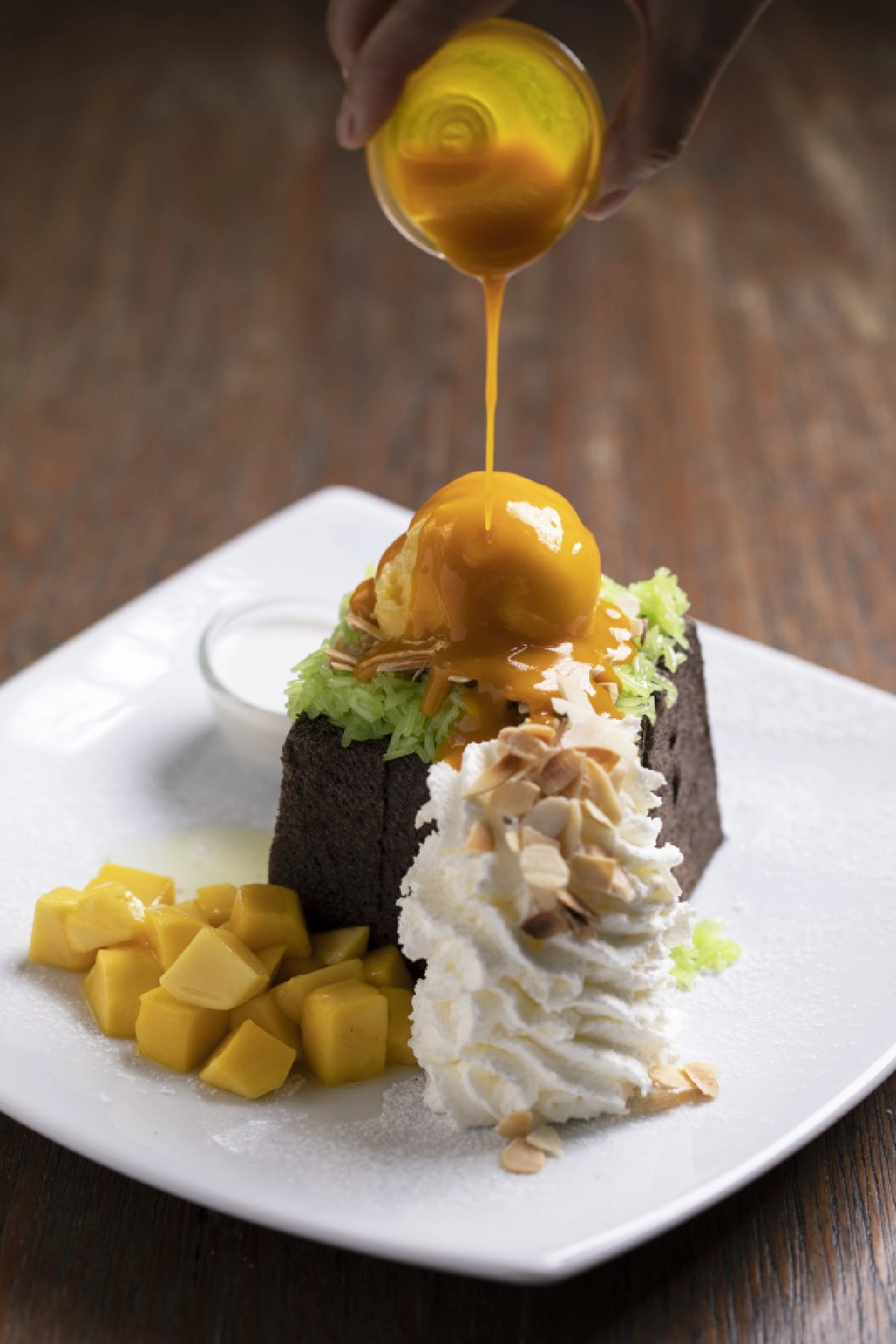 คาเฟ่ แคนทารี" เอาใจคนรักมะม่วง   ฟินเว่อร์กับความอร่อย.....ต้อนรับซัมเมอร์ 