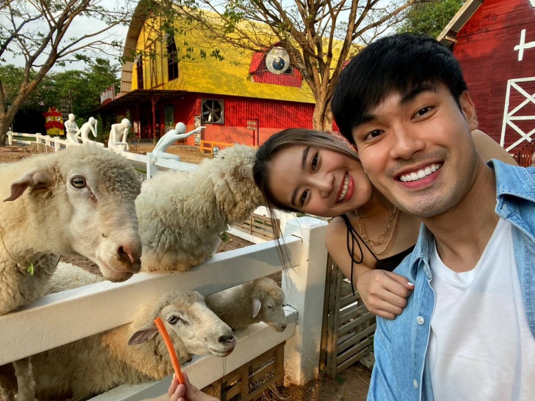 "หน่อง" ควง "แพรวา" โชว์หวาน ใน "คู่มันส์ Fun day 2021"