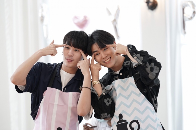 สุดปัง "ปอย กฤษณพงศ์" ปลื้มหนักแฟนคลับเซอร์ไพรส์วันเกิด