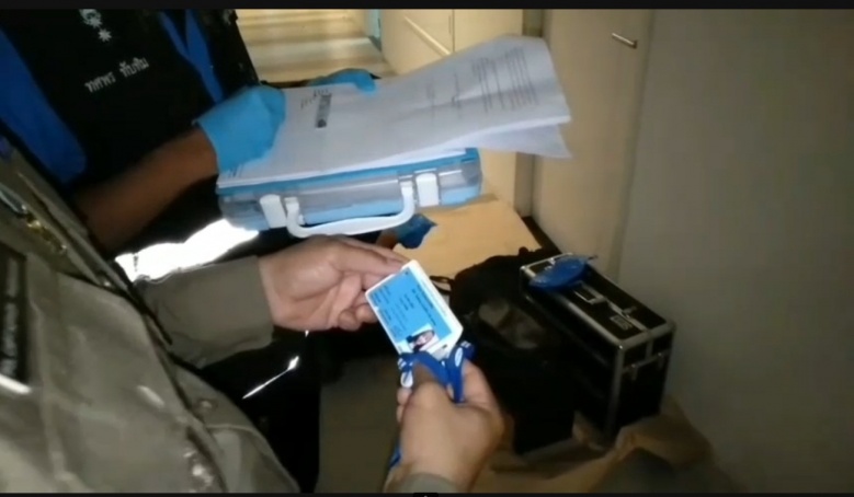 บทเรียน "รักสามเส้า" ยุติรักร้าวด้วยปืน!