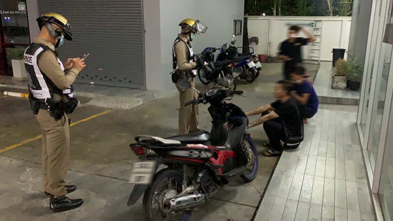 "ปั๊มน้ำมัน" สังเวียนวัดพลัง "จิ๊กโก๋สายซิ่ง"