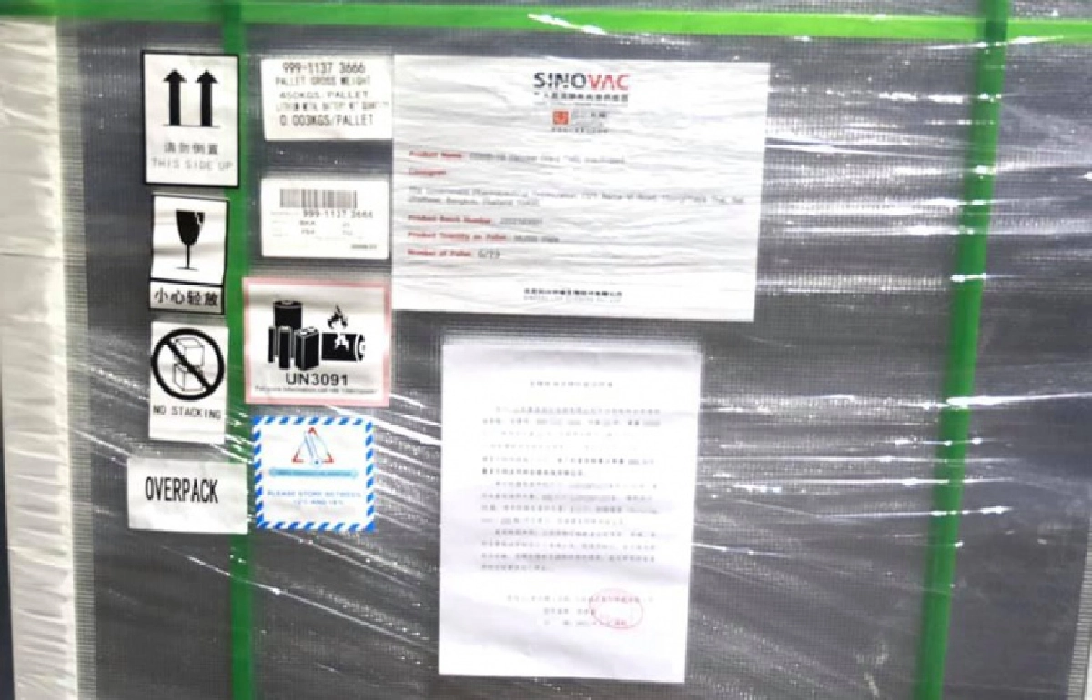 "ซิโนแวค" ถึงไทยอีก 800,000 โดส "อนุทิน" ยันไม่ปิดกั้นเอกชนนำเข้าวัคซีน