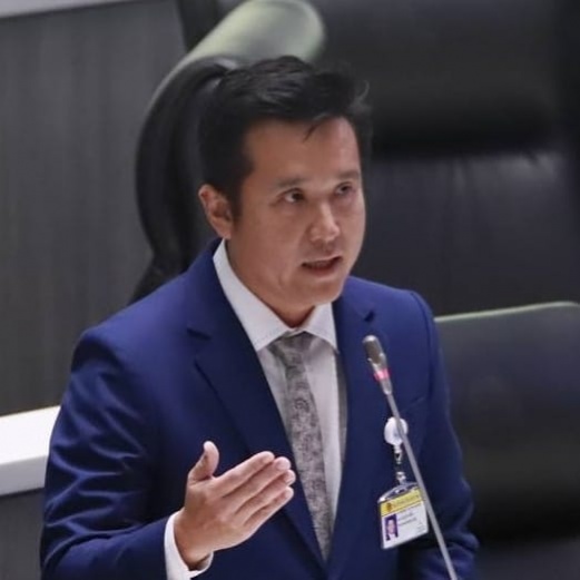 ปรับ ครม.โปรดเกล้า 4 รมต.ใหม่ ตรีนุช เทียนทอง รมว.ศึกษาฯ ชัยวุฒิ ธนาคมานุสรณ์ รมว.ดิจิทัล สินิตย์ เลิศไกร รมช.พาณิชย์ วีรศักดิ์ หวังศุภกิจโกศล รมช.คมนาคม