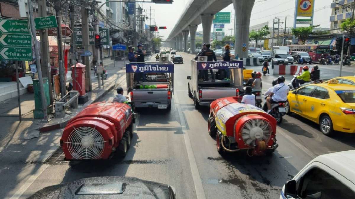 \"พีร์ โรจนดารา\" หนุ่มนักธุรกิจ จิตอาสาเพื่อสังคม ลุยฉีดน้ำยาฆ่าเชื้อสกัดโควิด 19