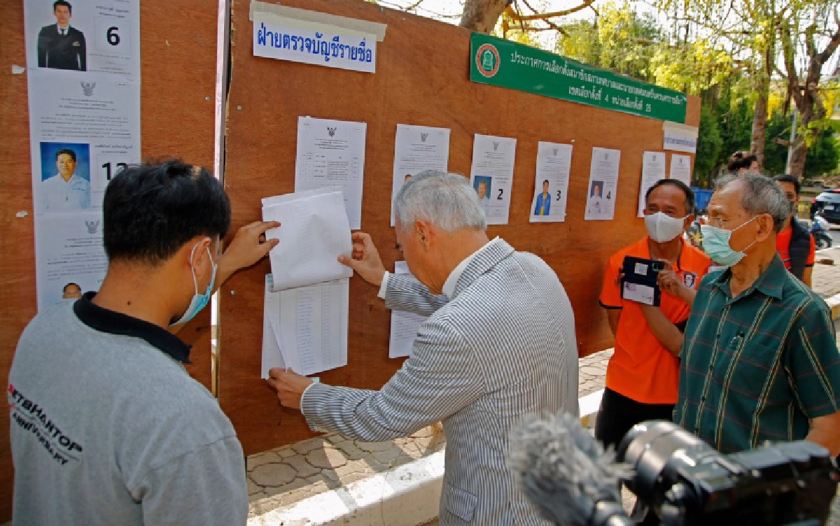  "สุวัจน์" ใช้สิทธิ์เลือกตั้งเทศบาล ที่โคราช  ระบุ ทุกคนมีส่วนสำคัญที่จะเลือกคนดี 