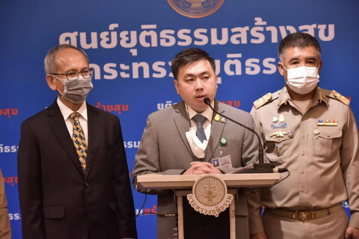 "สามารถ" ระดมทีมแก้ปัญหาแชร์ Credit Global