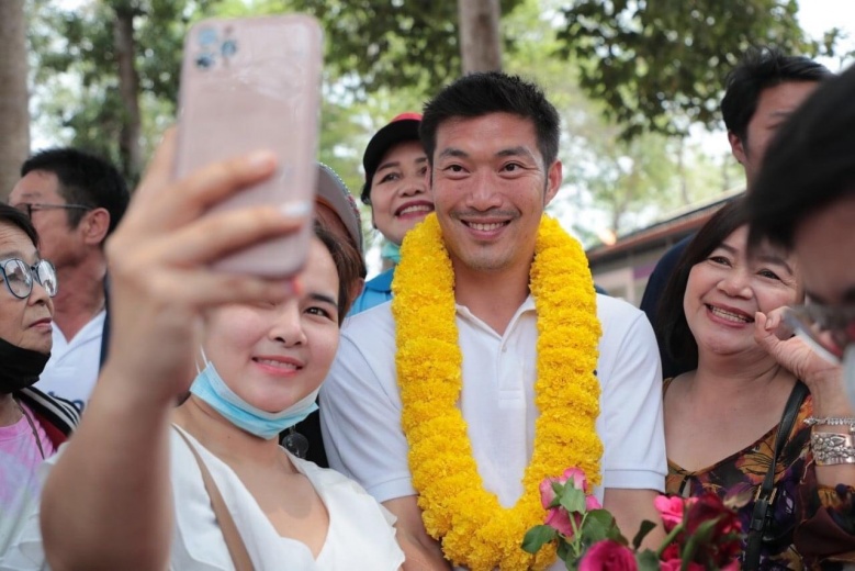 จับโป๊ะ15 ทต.ก้าวหน้าเอฟซี 'ทอน' มั่ว