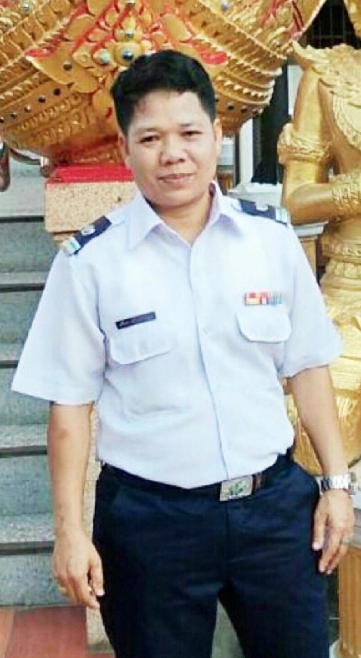 แห่ชื่นชมน้ำใจพนักงานขับรถเมล์ ปอ.166  จอดรถรับสุนัขหลงทางขึ้นรถบนทางด่วน 