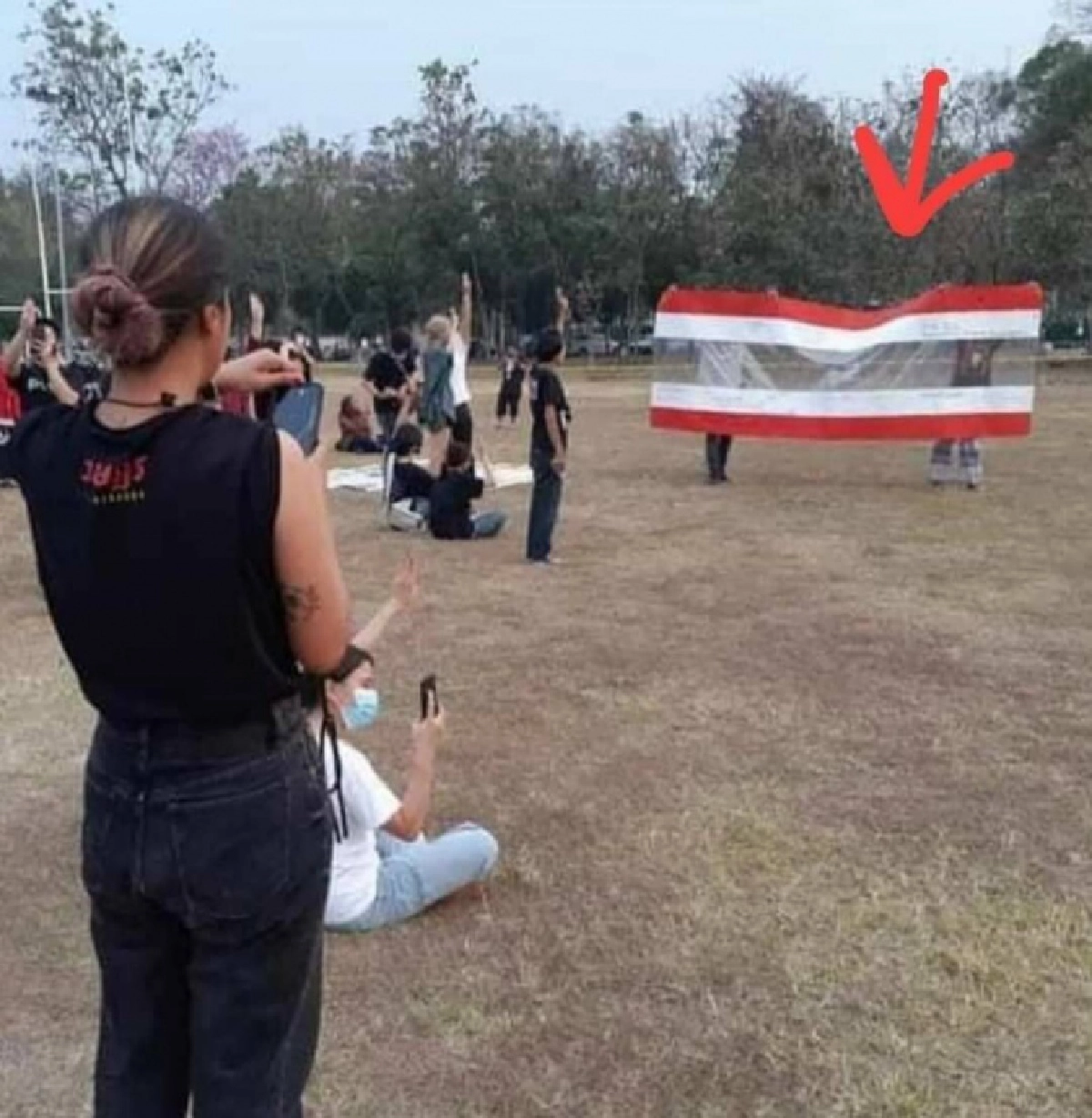 "ศรีสุวรรณ"บุกเชียงใหม่อีกรอบให้ปากคำเอาผิดก๊วนเหยียดหยามธงชาติไร้สีน้ำเงิน