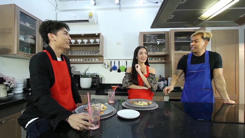 "มิว ศุภศิษฏ์" บุกครัว Lovetaurant โชว์ฝีมือปลายจวัก พร้อมแชร์เรื่องหัวใจ