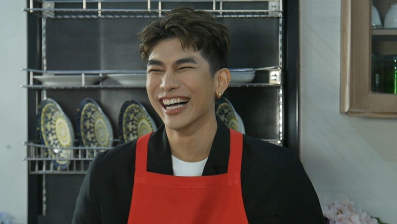 "มิว ศุภศิษฏ์" บุกครัว Lovetaurant โชว์ฝีมือปลายจวัก พร้อมแชร์เรื่องหัวใจ