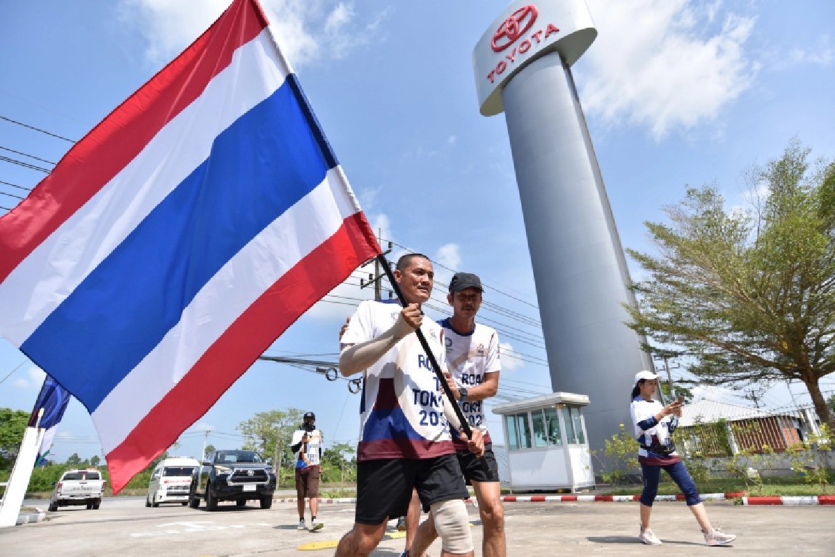 วิ่งธงชาติไทย รวมใจสู่ชัยชนะ  วันที่ 8 ถึงสุราษฎร์ฯ พรุ่งนี้เข้าท่าศาลา 
