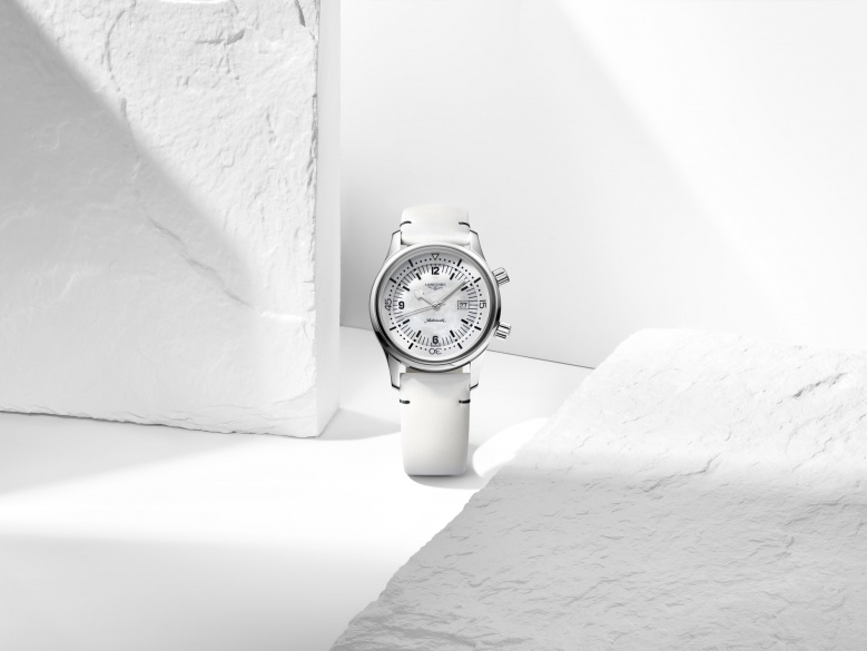 "เก้า-สุภัสรา"ถ่ายทอดความงามนาฬิกา4คอลเลกชั่น