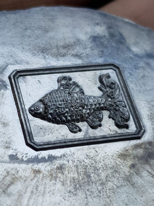 ขอดเกล็ดปลาตะเพียนอาคม สุดยอดเครื่องรางขลังเมตตาค้าขาย หลวงพ่อประเสริฐ วัดแก้ว สุพรรณฯ