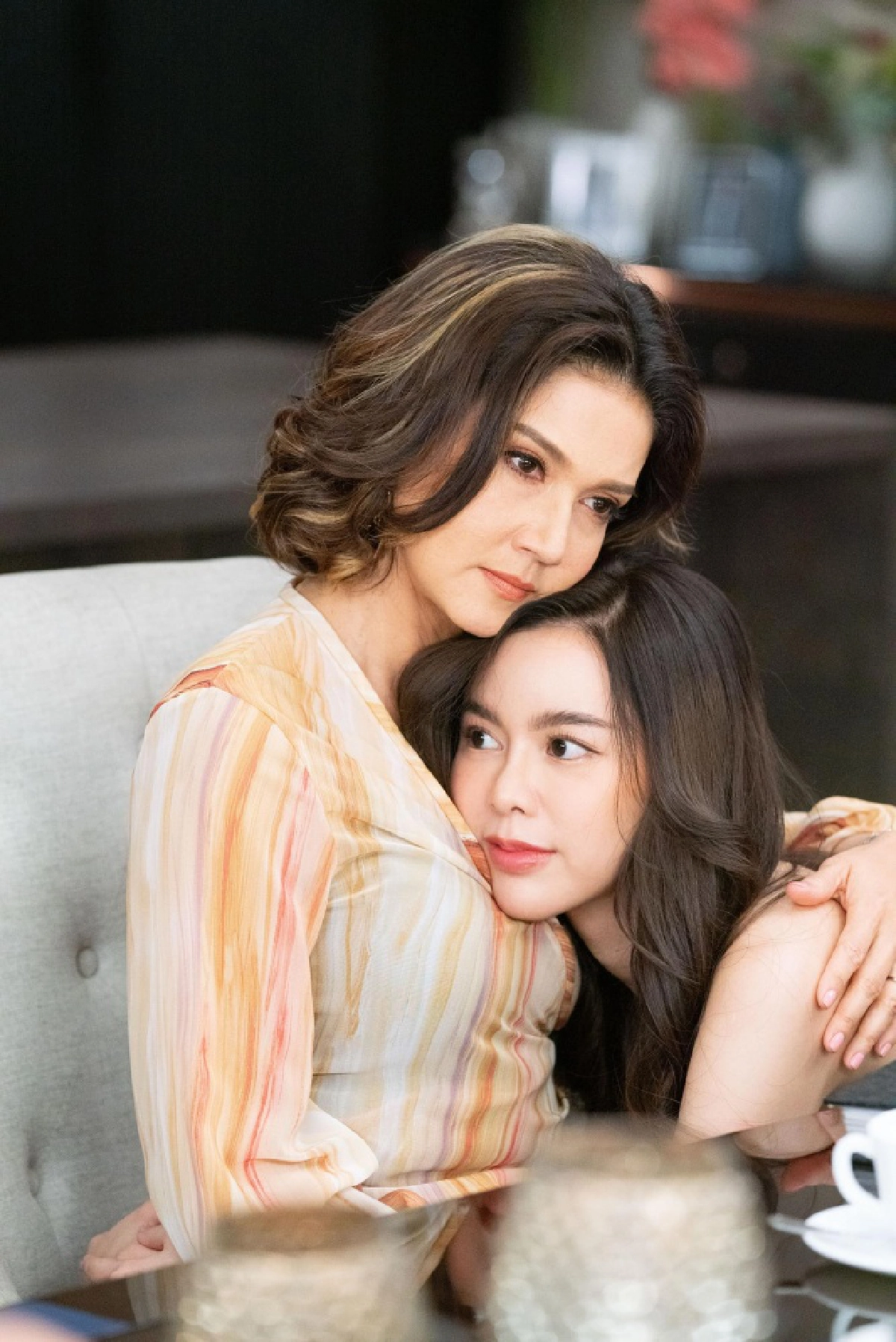 แรงดีไม่มีแผ่ว สองแม่ "แหม่ม คัทลียา" ฟาด "แอน สิเรียม" 