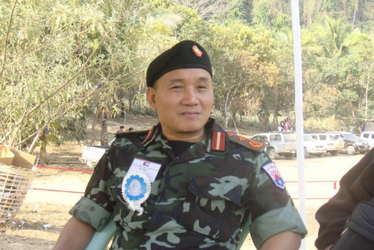 ไฟแค้น "นักศึกษาพม่า" เข้าป่าจับปืน