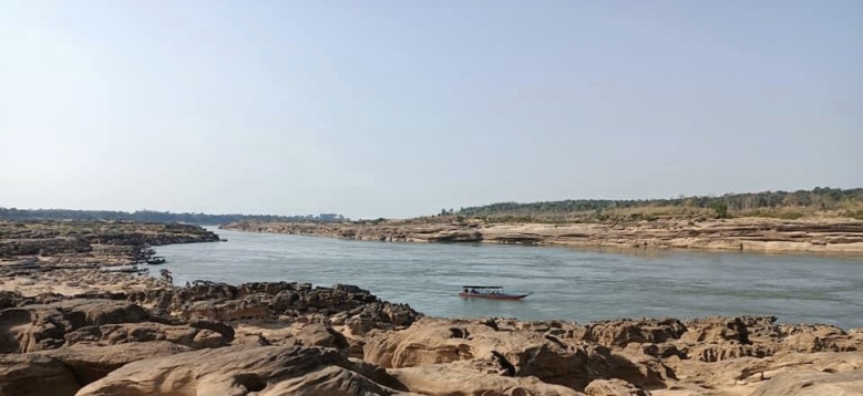 ลาวป่วน โควิดลาม ลอบข้ามโขง