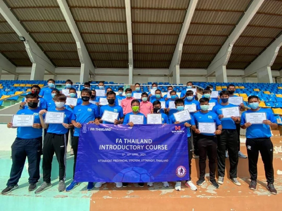 สมาคมกีฬาฟุตบอลแห่งประเทศไทยผวาโควิด เลื่อนประชุมใหญ่-เบรกทุกกิจกรรม