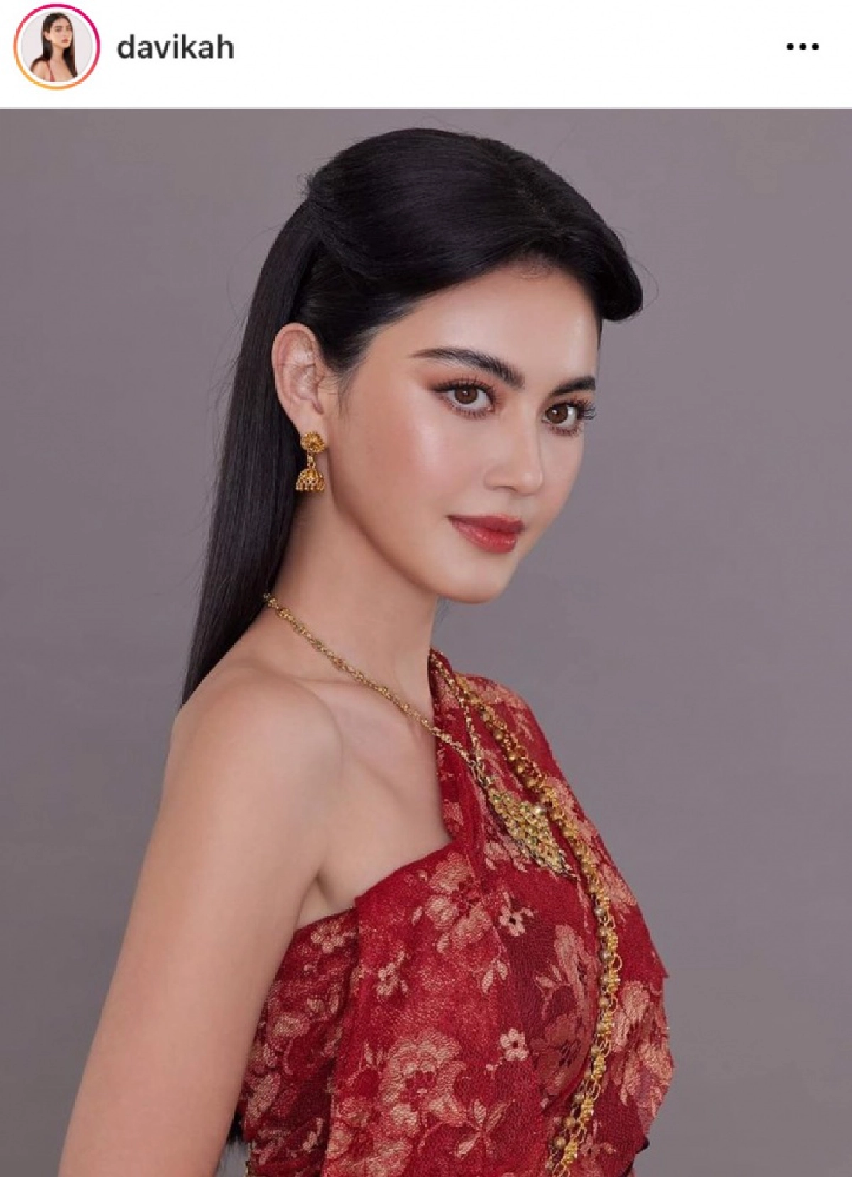 คนบันเทิงแห่ชื่นชม "ใหม่ ดาวิกา" ในบทบาท"แม่วันทอง"