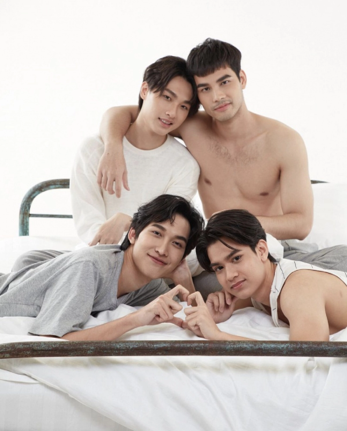 "โบ๊ท -กัน" อวดโมเม้นต์ ตัวอย่าง"Goldenbloodth" โดนใจสายวาย