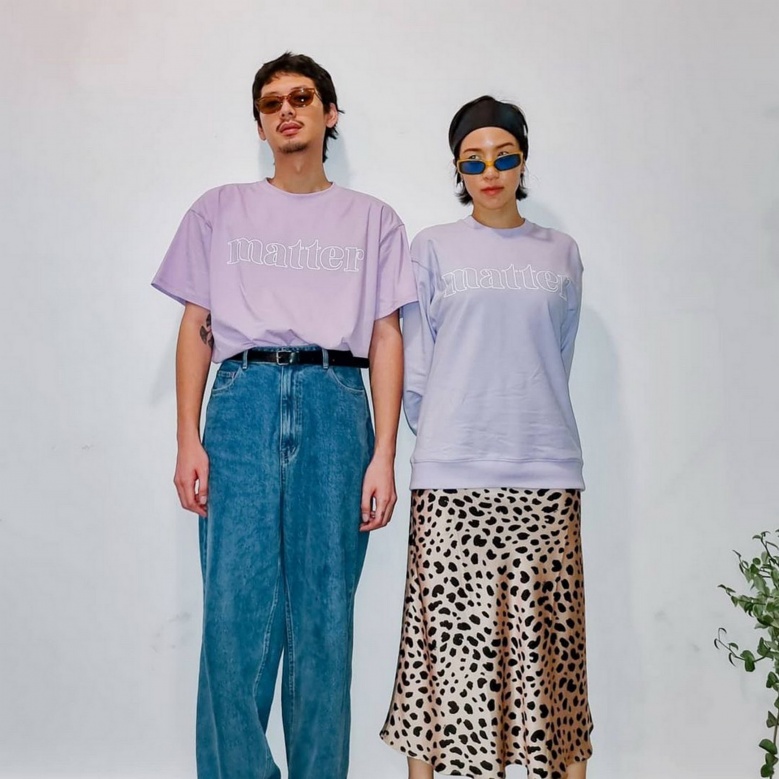 สร้างความสดใสให้ตัวเองในวันที่ต้อง Work From Home กับสไตล์การแต่งตัวแนวสตรีทแวร์