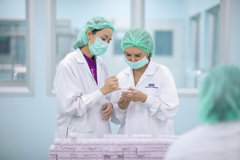 "ยันฮี พรีเมี่ยมเซรั่ม"จากมือหมอ ถึงมือคุณ"