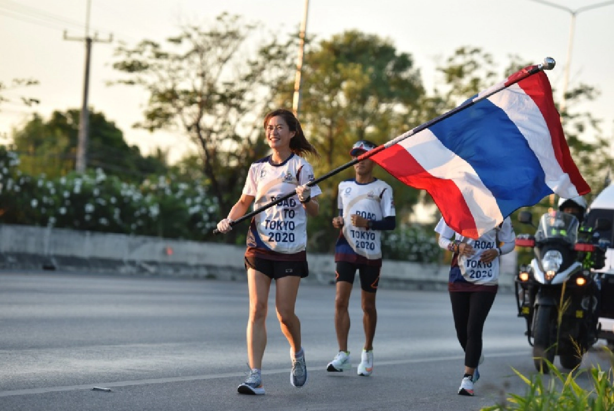 วิ่งธงชาติไทย รวมใจสู่ชัยชนะ  ผ่านวันที่ 25  จบเส้นทางเพชรบุรี 