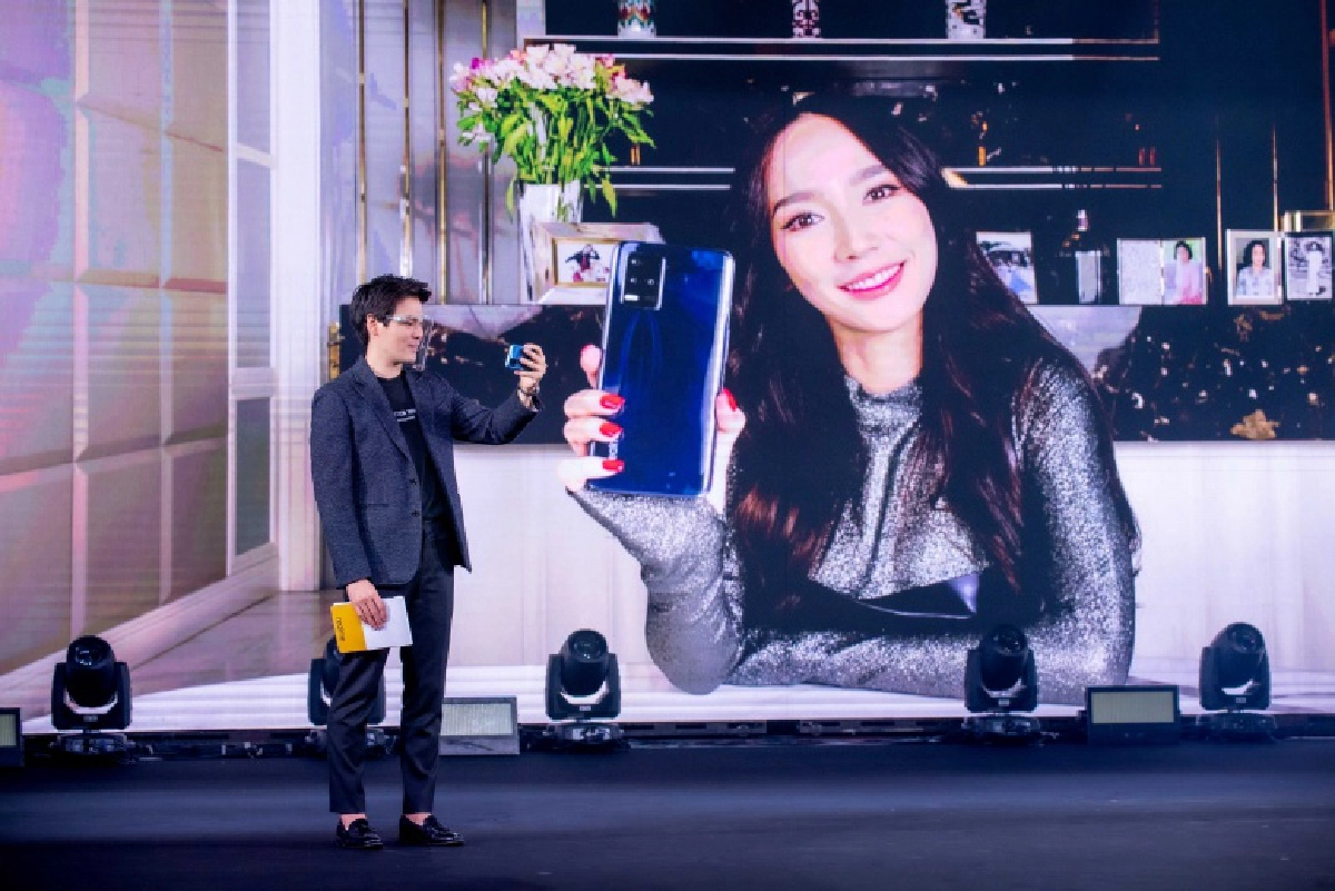 "realme" ลั่นกลองรับต้นปี 2564เปิดตัวสมาร์ทโฟนรุ่นล่าสุด realme 8 Series