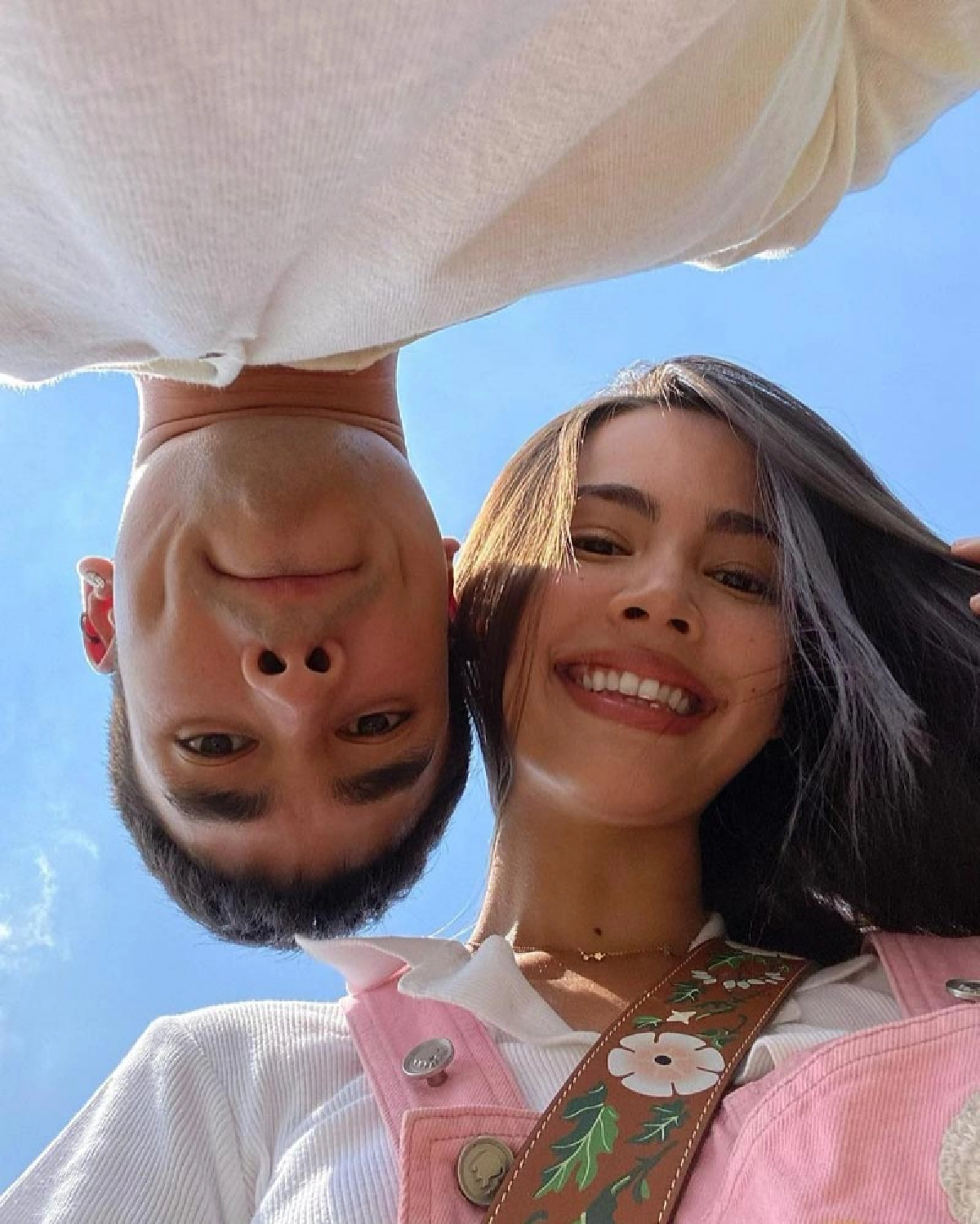 "ณเดชน์"  ลงรูปอวดซิกแพค "ญาญ่า" แอบหึงกดโกรธรั้วๆ 