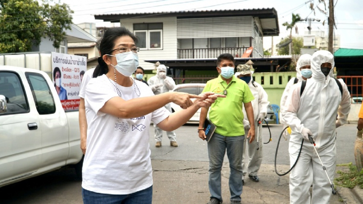 "หญิงหน่อย"ส่งทีมกทม. ลุยลงพื้นที่ช่วยประชาชนในช่วงการระบาดของ COVID-19 ในโครงการ'รวมพลังสู้ภัยโควิด'