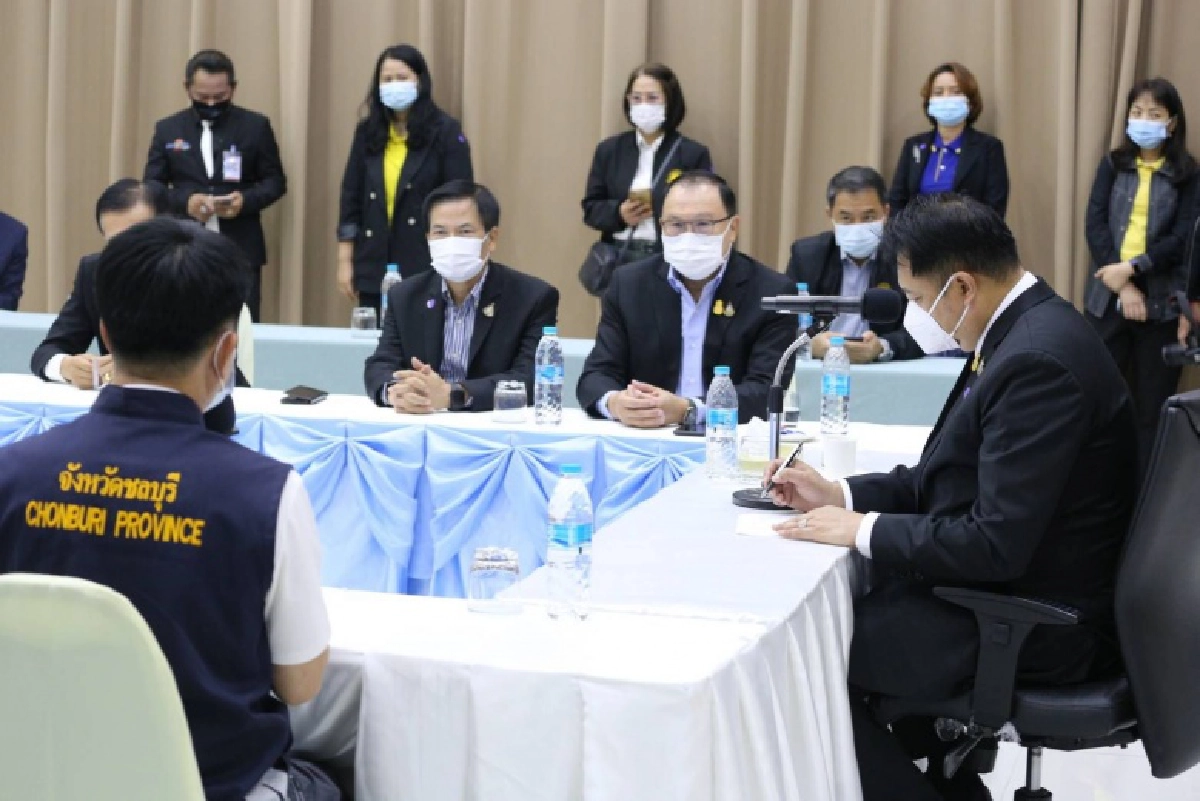 "สุชาติ" รัฐมนตรีว่าการกระทรวงแรงงาน รุกเปิดโครงการบูรณาตรวจคัดกรองโควิด-19 เพื่อผู้ประกันตน โรงพยาบาลวิภาราม อมตะนคร ชลบุรี
