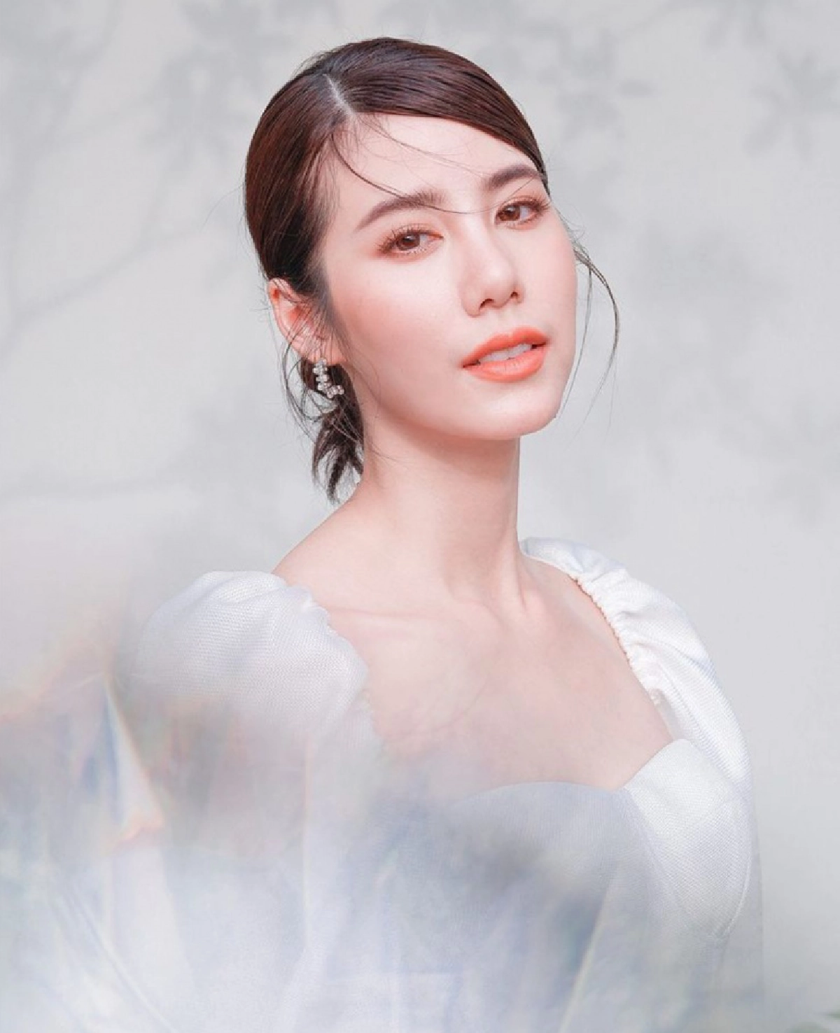 "เอสเธอร์" ประกาศปิดทำความสะอาดร้านคาเฟ่ หลังพบลูกค้าป่วยโควิดมาใช้บริการ