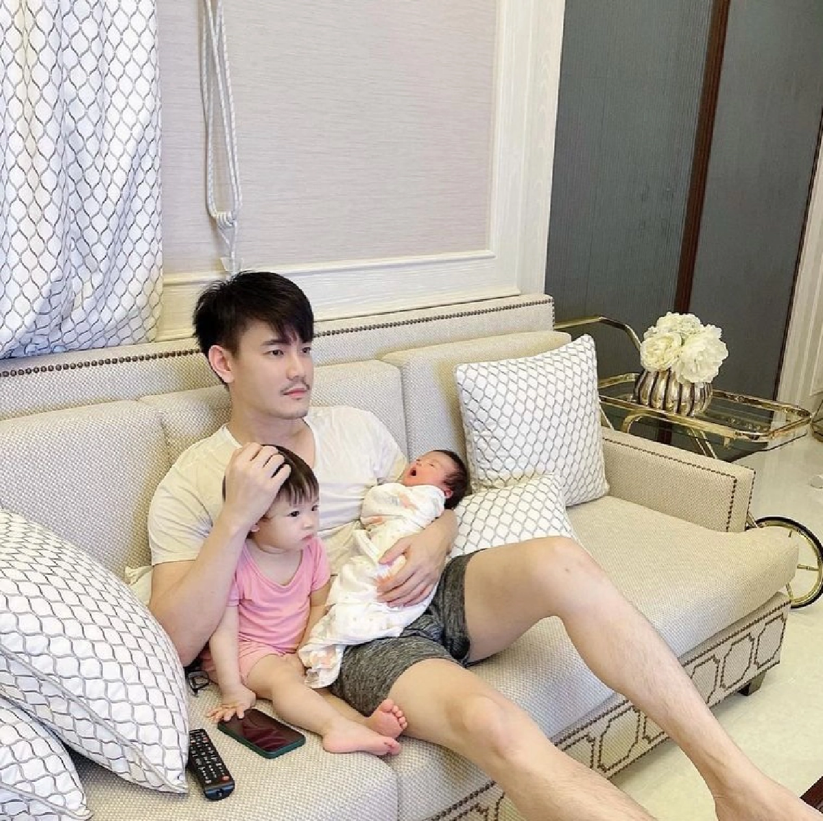 "ฟลุค จิระ" เปิดใจเล่าเมื่อโควิด-19 ระบาดหนักการดูแลลูกต้องพิเศษขึ้น 