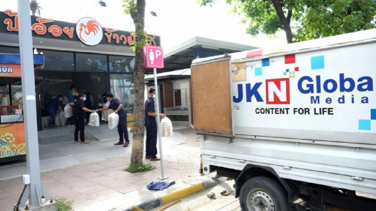  "แอน จักรพงษ์" เริ่มส่งข้าว 5,000 กล่อง ช่วยแพทย์ และผู้ป่วยโควิด ตั้งเป้า 1 ล้านกล่อง 