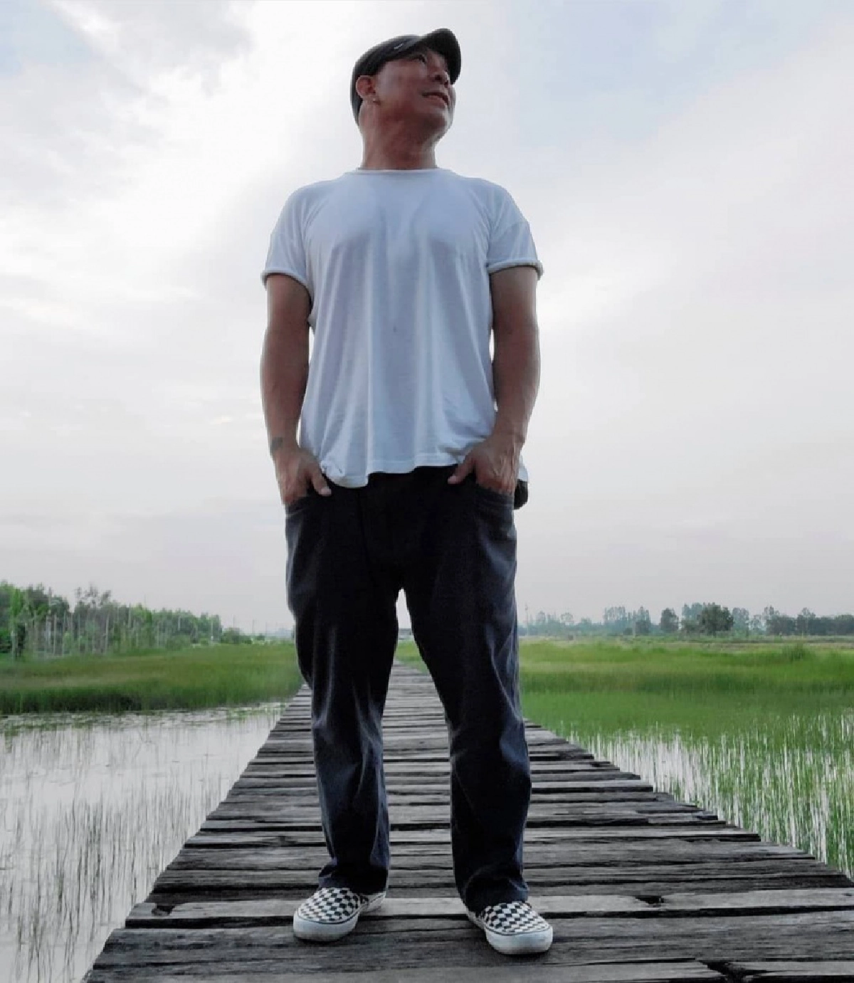 "โหน่ง ชะชะช่า" โพสต์เศร้า โดนผลกระทบจากวิกฤตโควิด-19 
